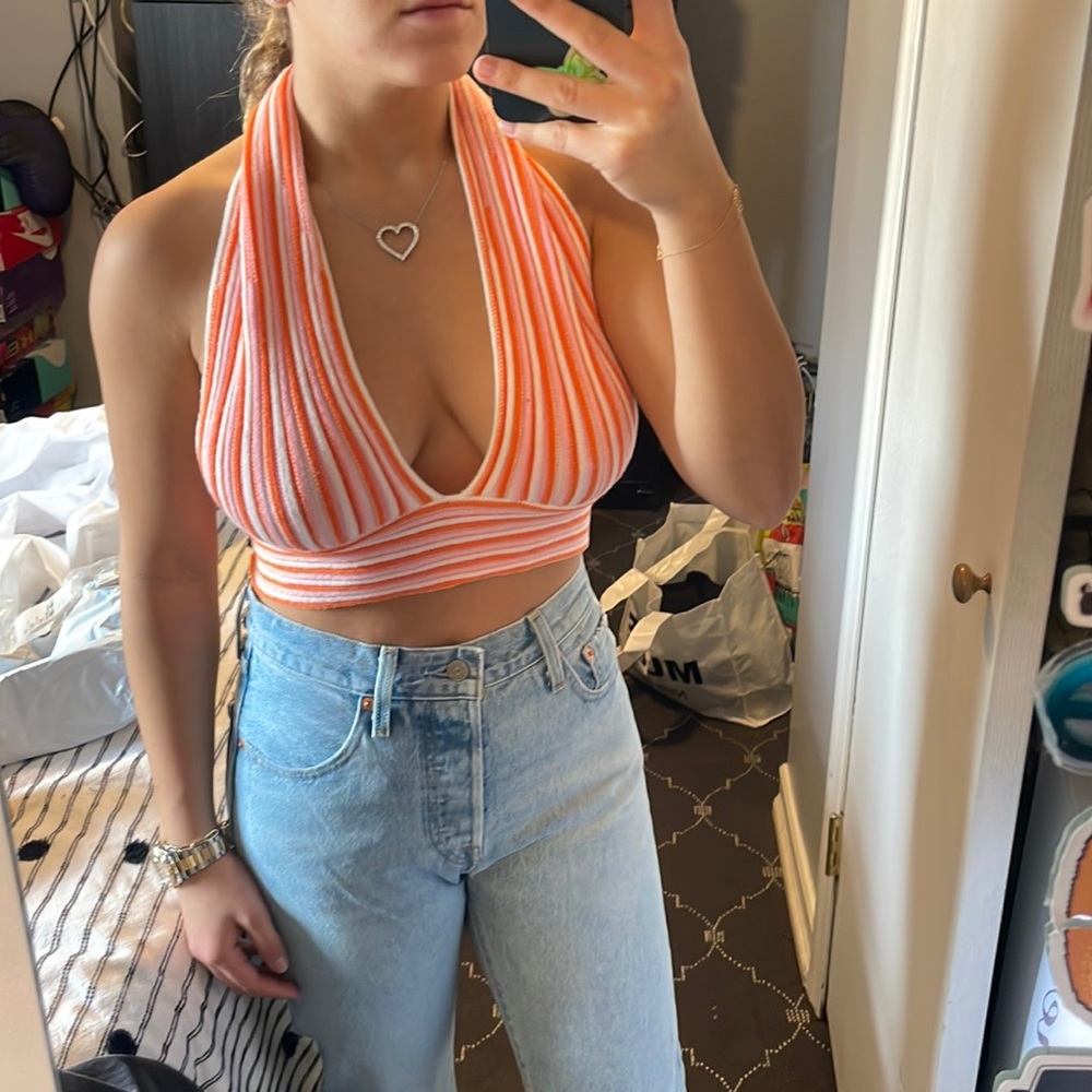 Halter top